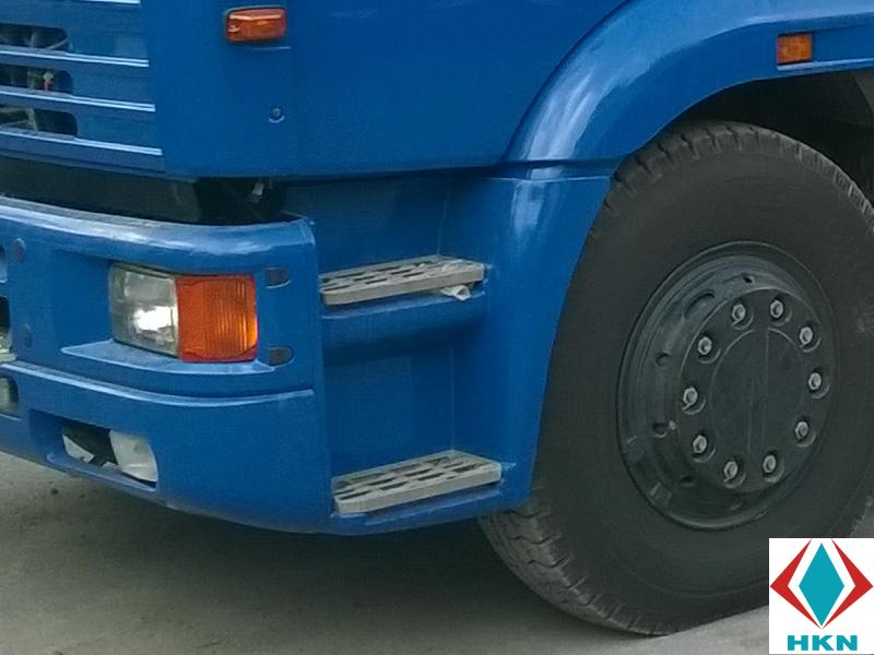 Xe Tải Kamaz 4 Chân 15 Tấn Gắn Cẩu Dinex 4 Tấn 6 Khúc
