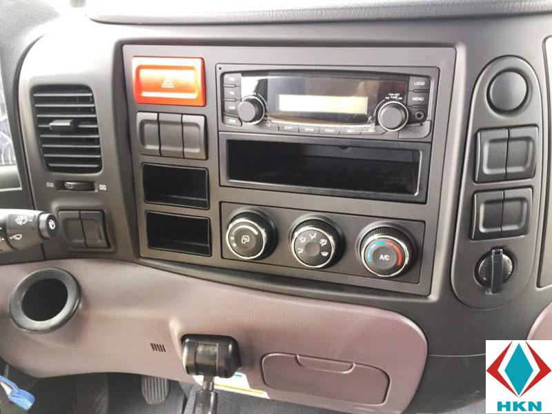 bang-dieu-khien-trung-tam-xe-tai-daewoo-hc6aa-1 Xe Cẩu Daewoo HC6AA 7T1 Gắn Cẩu Tadano TM-ZT504H