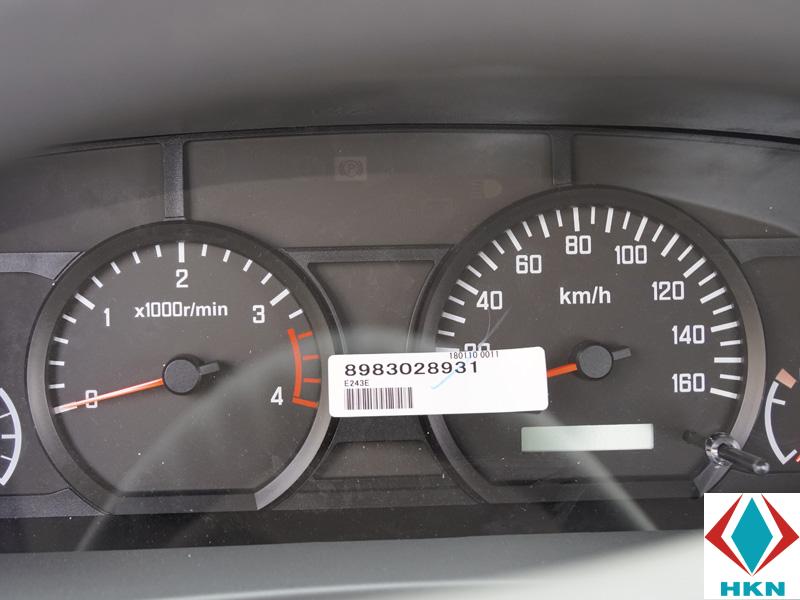 Xe Tải Isuzu NPR85K 2 Tấn Gắn Cẩu Unic 3 Tấn 5 Khúc