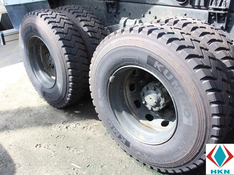 Xe Cẩu Hyundai HD250 12 Tấn Gắn Cẩu Unic URV553