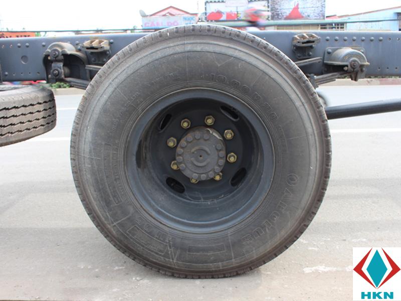 Xe Cẩu Dongfeng 4 Chân 16 Tấn Gắn Cẩu HKTC HLC-5014M