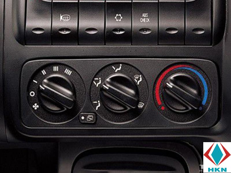 Xe Tải Hyundai HD210 3 Chân 12 Tấn Gắn Cẩu Tadano 5 Tấn 4 Khúc