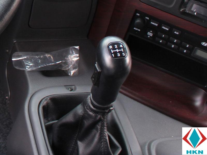 Xe Cẩu Hyundai HD250 12 Tấn Gắn Cẩu Unic URV553