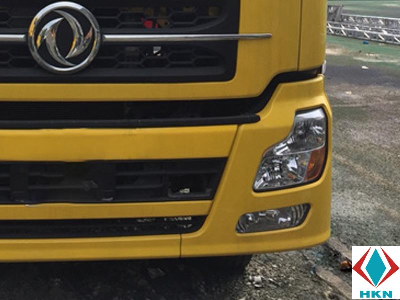 Xe Tải Dongfeng 6T5 Gắn Cẩu Soosan SCS524 5 Tấn 4 Khúc