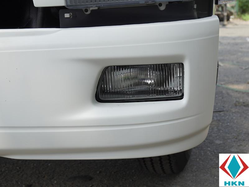 Xe Tải Isuzu NQR75L 3T5 Gắn Cẩu Unic 3 Tấn URV340
