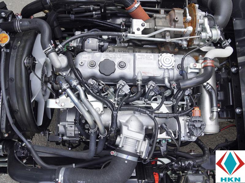Xe Tải Isuzu FRR90N 4T2 Gắn Cẩu Unic 3 Tấn 6 Khúc