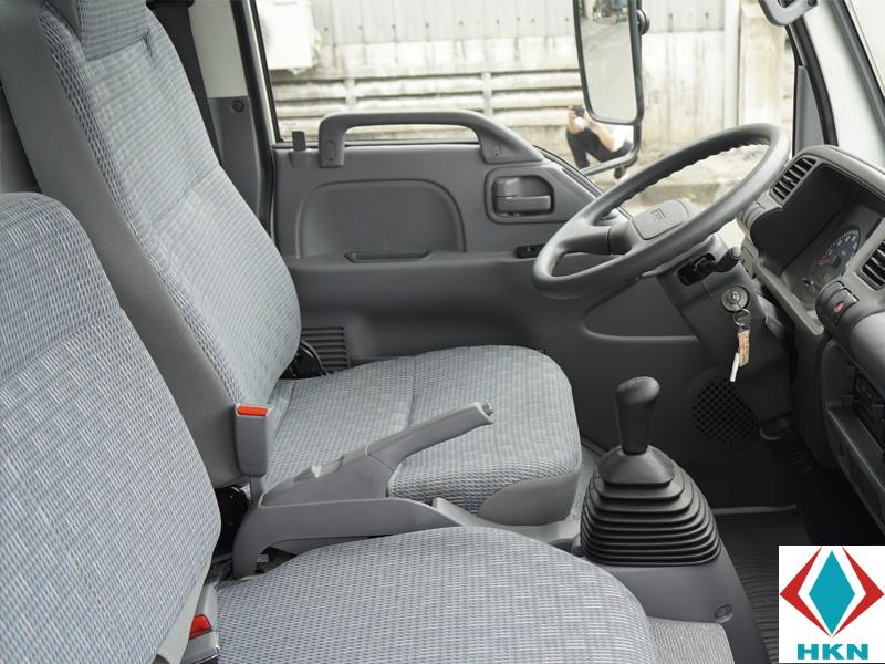 Xe Tải Isuzu 7T7 FVR34S Gắn Cẩu Gấp Ferrari 2 Tấn
