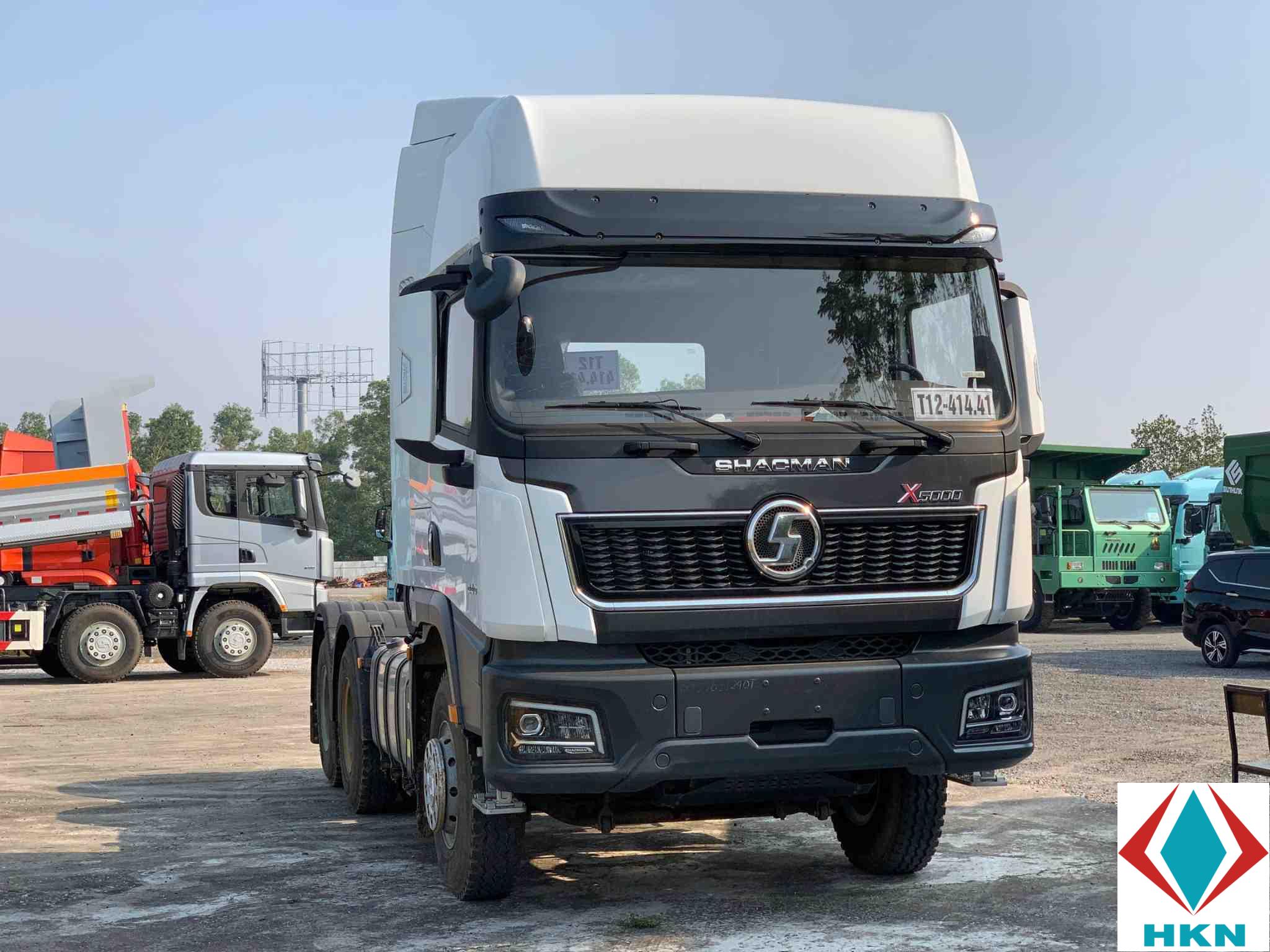 Đầu Kéo Shacman X5000 440 HP Cầu Dầu