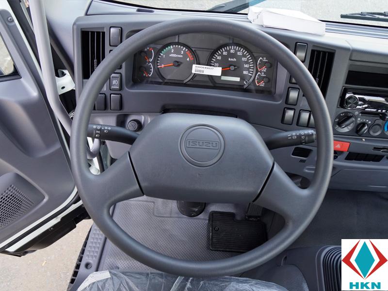 Xe Tải Isuzu 7T7 FVR34S Gắn Cẩu Gấp Ferrari 2 Tấn