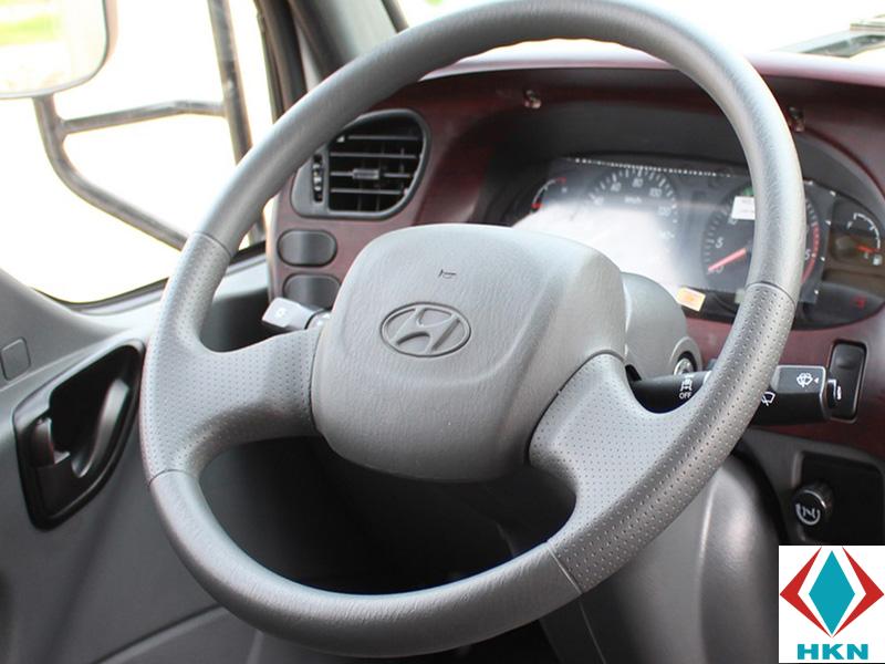 Xe Tải Hyundai HD120SL 7 Tấn Gắn Cẩu Unic 3 Tấn 4 khúc URV340