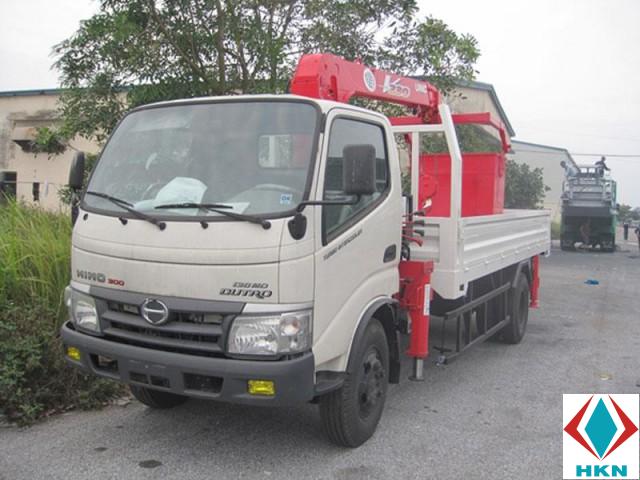 Xe Cẩu Hino Dutro 300 3T3 Gắn Cẩu Unic URV295