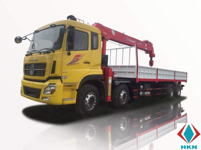 Xe Tải Dongfeng L315 4 Chân Gắn Cẩu ATOM 7 Tấn 6 Khúc