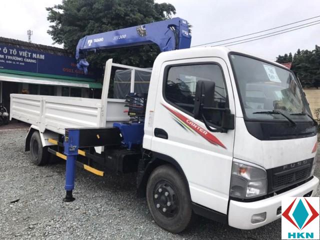 Xe Tải Fuso 4 Tấn Gắn Cẩu Tadano 3 Tấn 4 Khúc