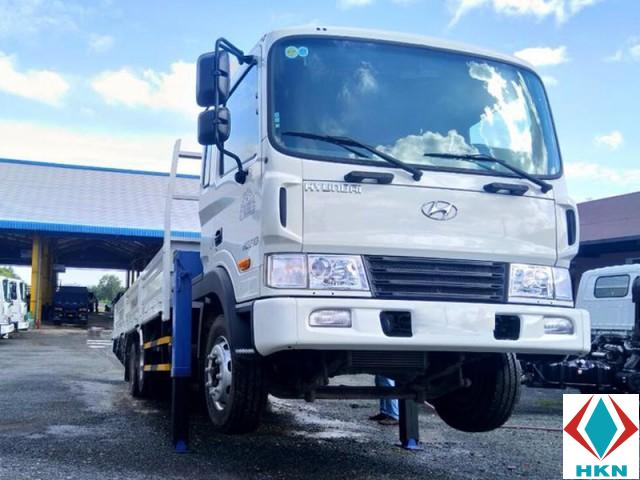 Xe Tải Hyundai HD210 3 Chân 12 Tấn Gắn Cẩu Tadano 5 Tấn 4 Khúc