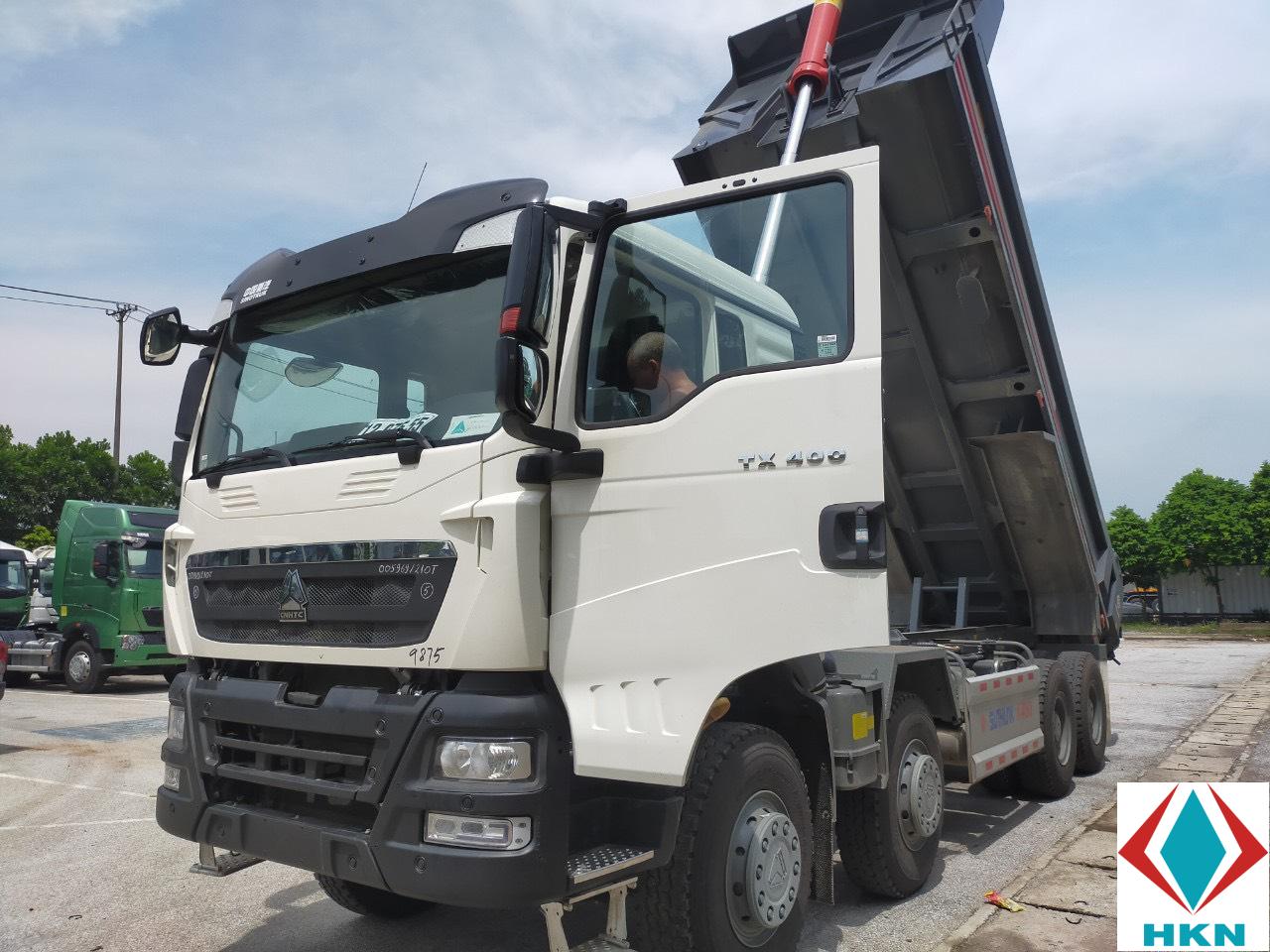 BEN HOWO TX400 THÙNG ĐÚC