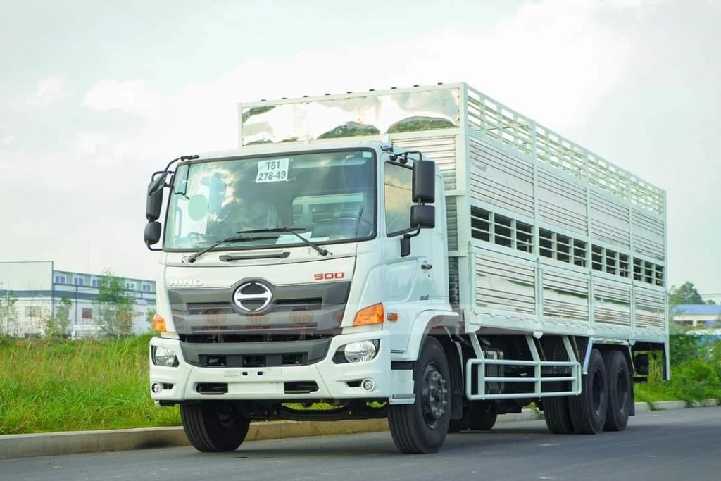 XE CHỞ GIA SÚC HINO FL HINO FL8JTSA 6×2