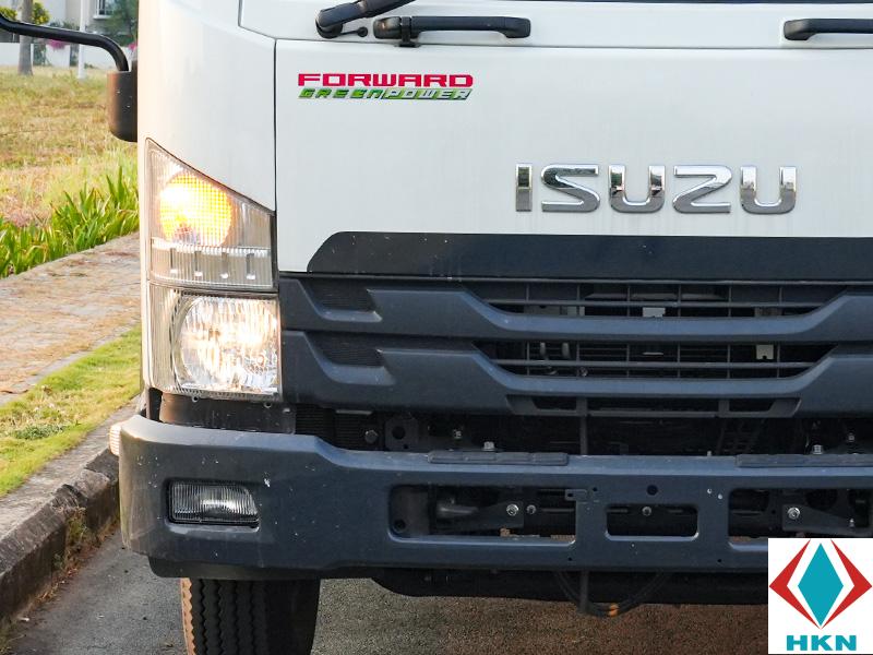 Xe Tải Isuzu FRR90NE5 5 Tấn Thùng Chở Gia Súc