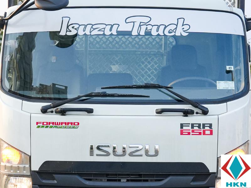 Xe Tải Isuzu FRR90NE5 5.5 Tấn Thùng Chở Gia Cầm
