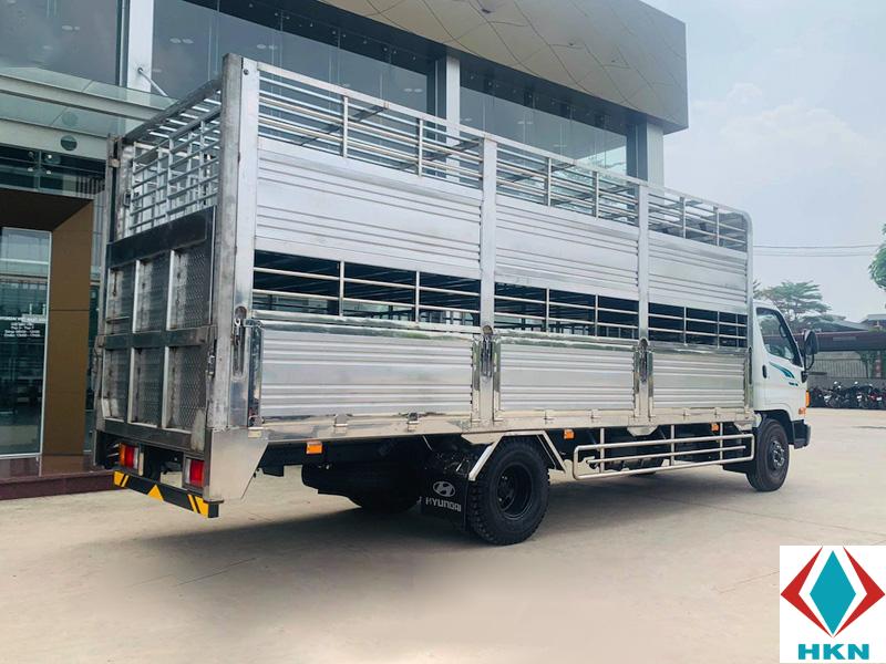 Xe Tải Chở Gia Súc Hyundai Mighty HD110XL 6 Tấn