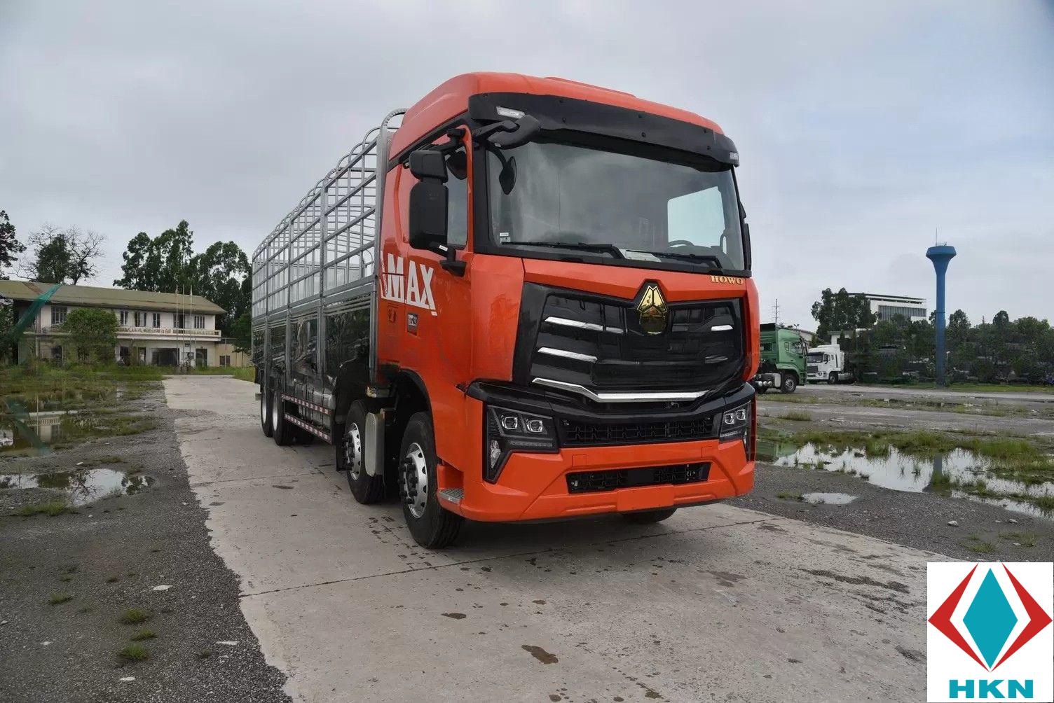 Xe Tải HOWO MAX 350 8X4 Khung Mui Nhập Khẩu 9m7